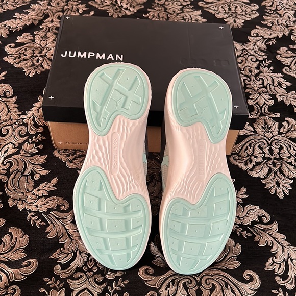 Jordan Delta 3 Low - Picture 4 of 4